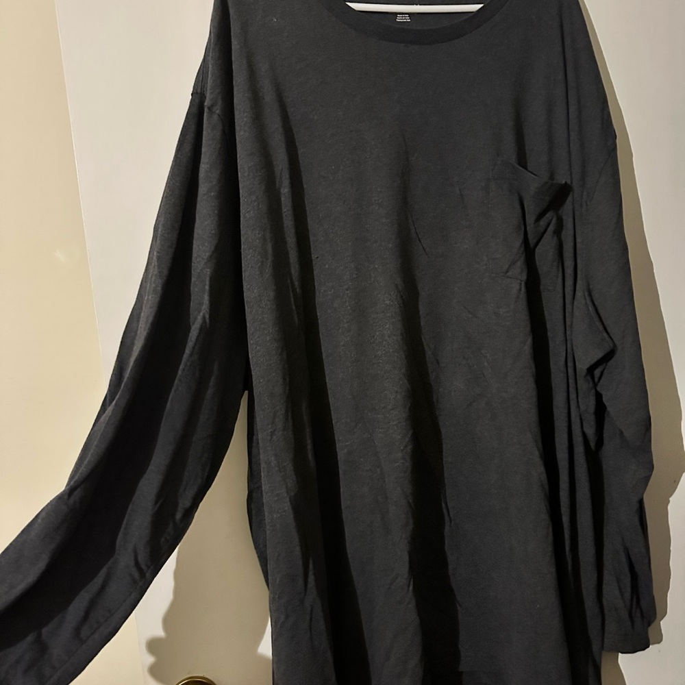 Amazon Essentials Charcoal Long Sleeve Tee